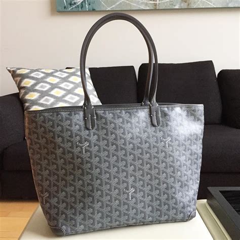 tion on e goyard luggage|Goyard handbags prices.